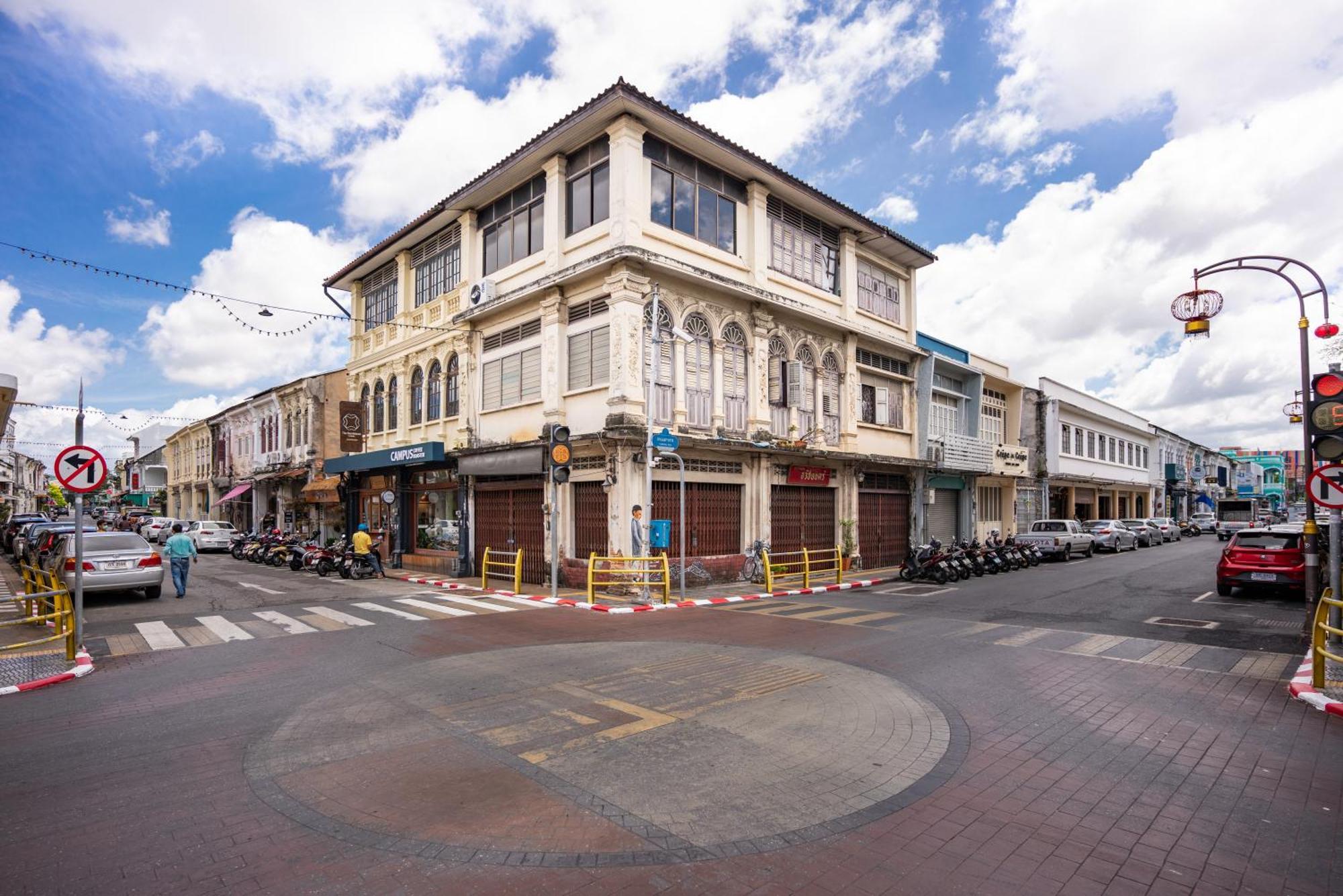 Hotel The Tint At Phuket Town - Sha Plus Exterior foto