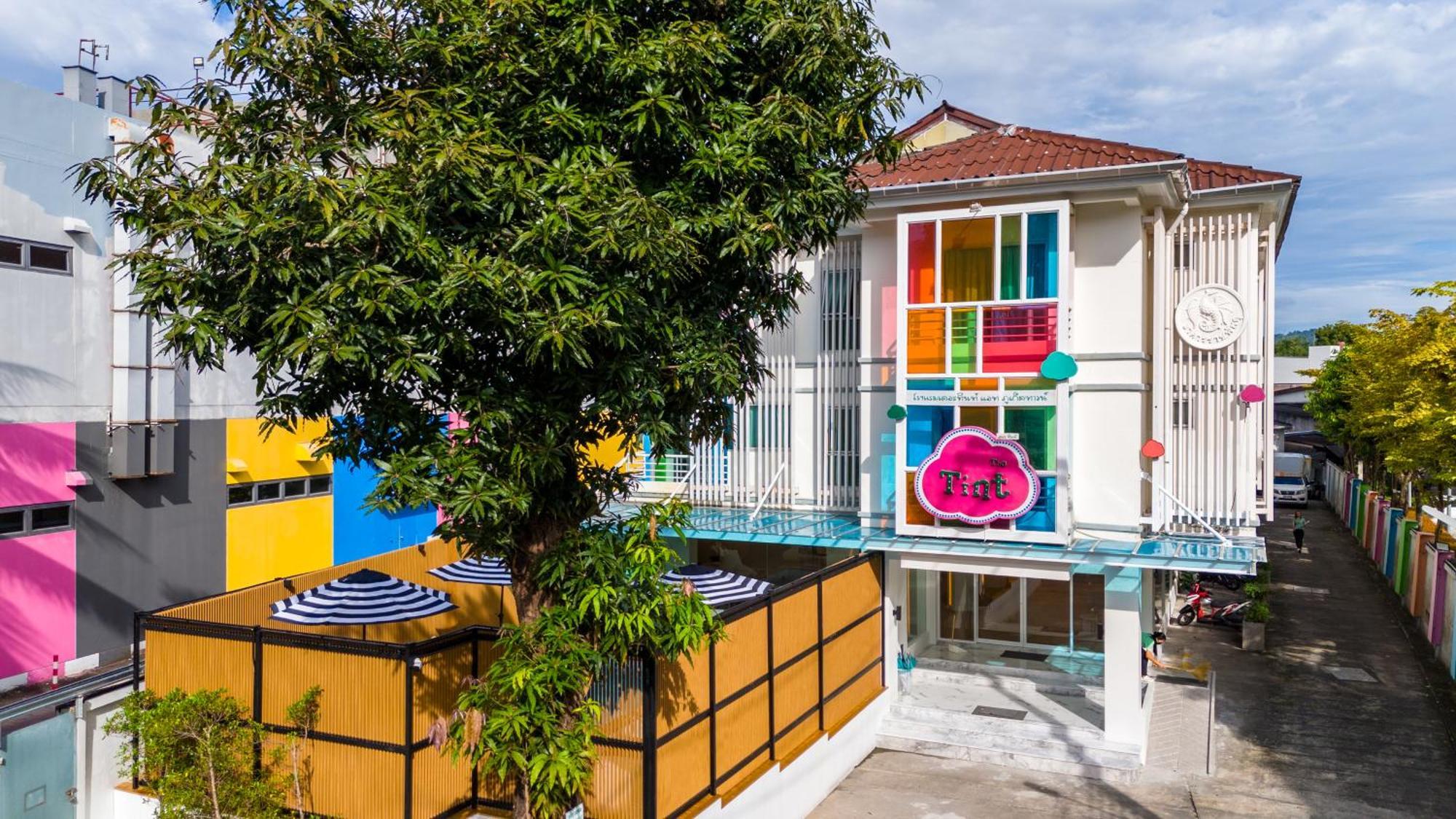 Hotel The Tint At Phuket Town - Sha Plus Exterior foto